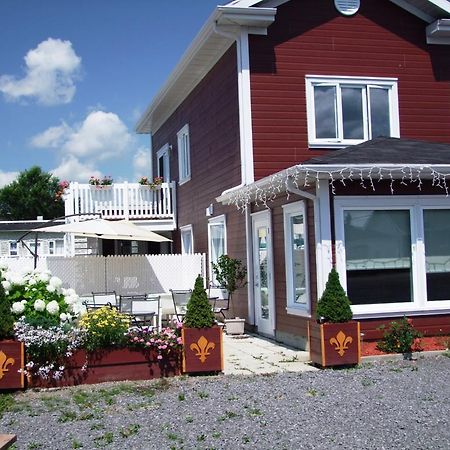 Motel Canadien Trois-Rivières Eksteriør billede